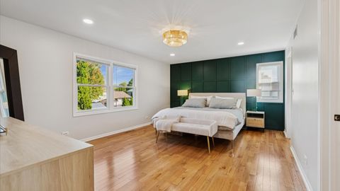 Tiny photo for 1810 Hawk Lane, Elk Grove Village, IL 60007 (MLS # 12474044)