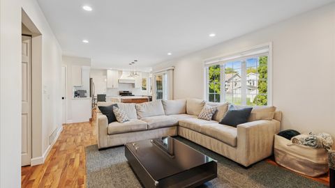 Tiny photo for 1810 Hawk Lane, Elk Grove Village, IL 60007 (MLS # 12474044)