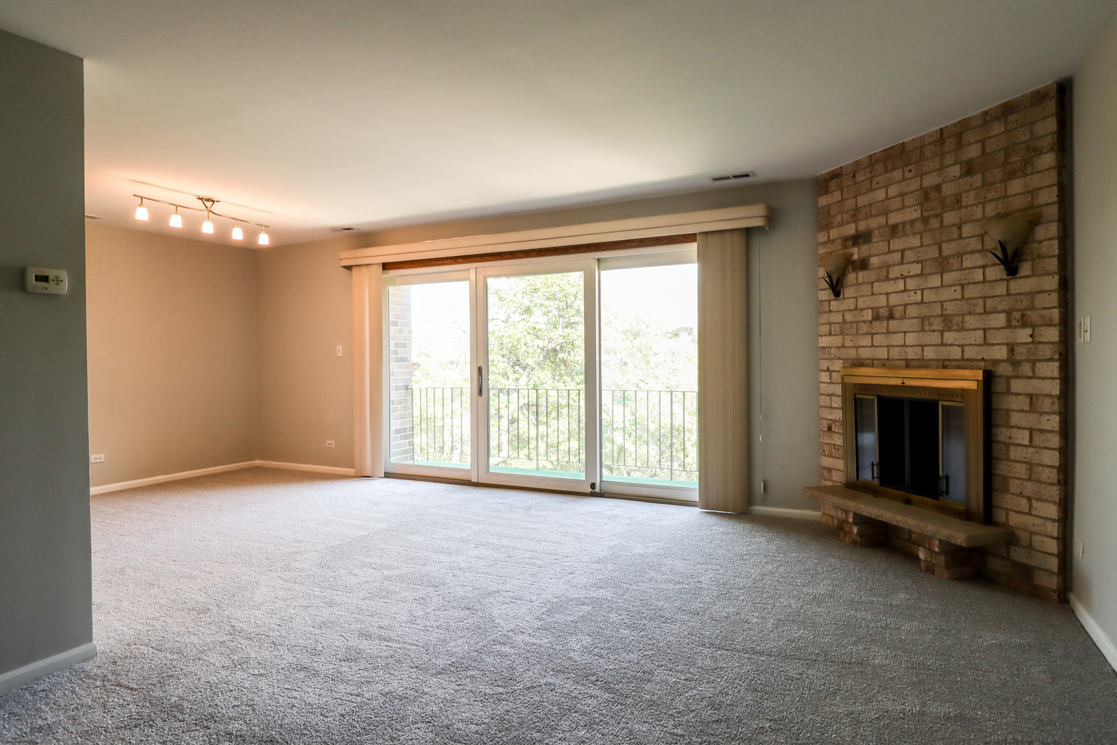9134 S Pulaski Road 2W