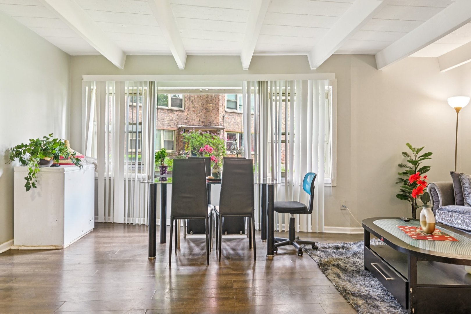 2142 W Rosemont Avenue 1A