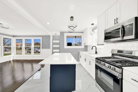 Tiny photo for 7826 S Christiana Avenue, Chicago, IL 60652 (MLS # 12613573)