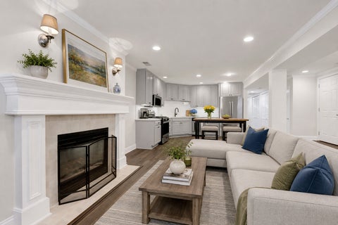 Tiny photo for 728 W Addison Street #G, Chicago, IL 60613 (MLS # 12673232)