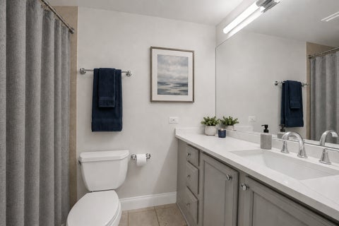 Tiny photo for 728 W Addison Street #G, Chicago, IL 60613 (MLS # 12673232)