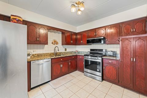 Tiny photo for 10538 Central Avenue #2S, Chicago Ridge, IL 60415 (MLS # 12626629)