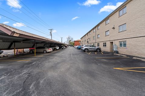 Tiny photo for 10538 Central Avenue #2S, Chicago Ridge, IL 60415 (MLS # 12626629)