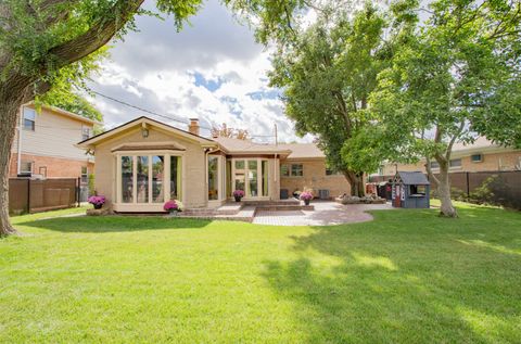 Tiny photo for 5738 Lyons Street, Morton Grove, IL 60053 (MLS # 12579826)