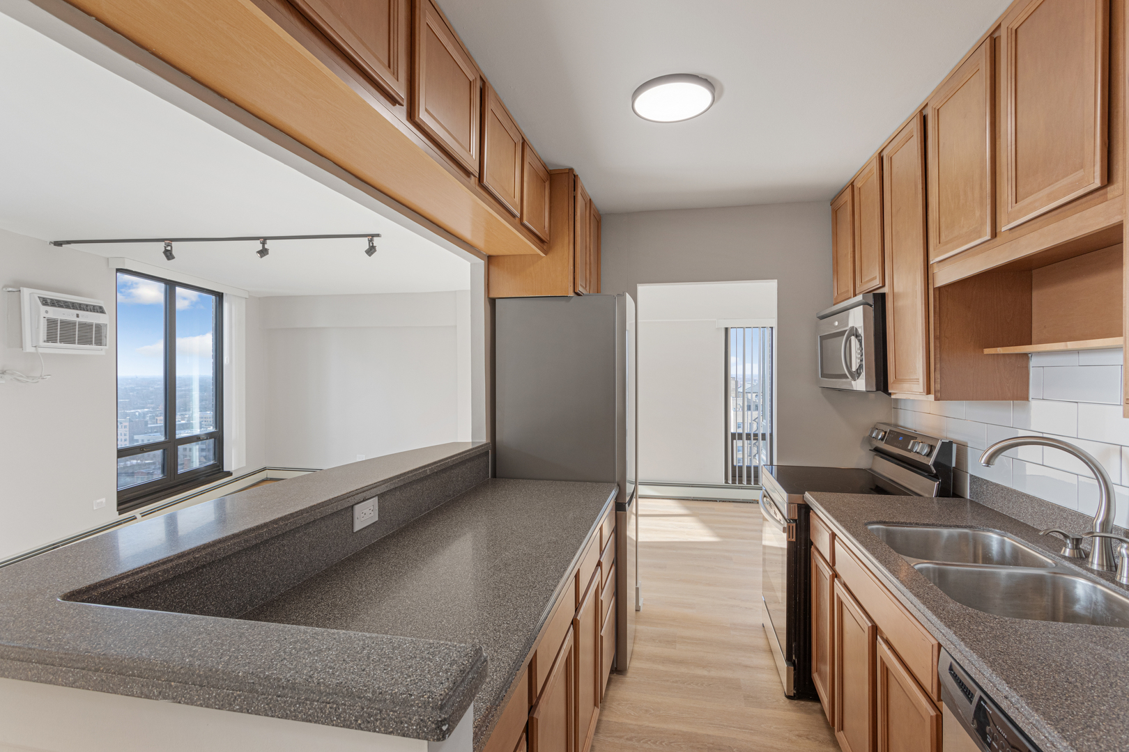 6166 N Sheridan Road 26K