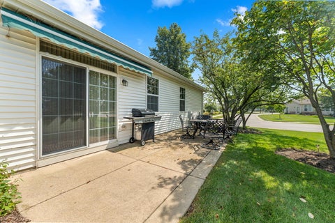 Tiny photo for 16310 Crescent Lake Drive #16310, Crest Hill, IL 60403 (MLS # 12749243)