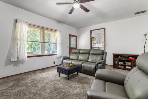 Tiny photo for 2305 E Shurts Circle, Urbana, IL 61801 (MLS # 12469243)