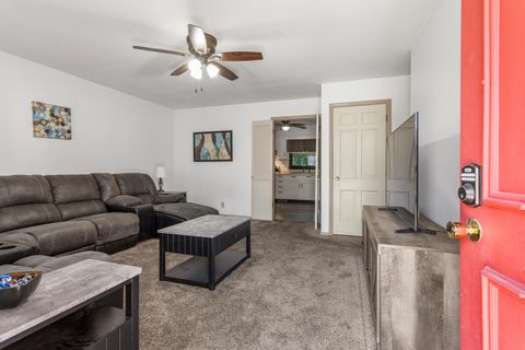 Tiny photo for 2305 E Shurts Circle, Urbana, IL 61801 (MLS # 12469243)