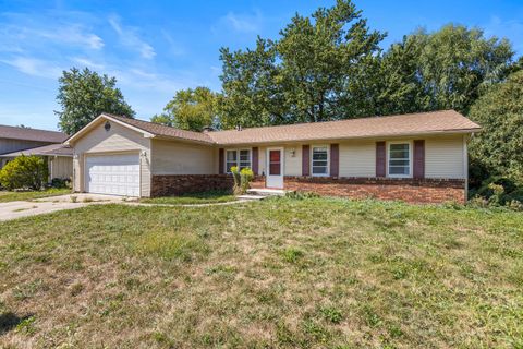 Tiny photo for 2305 E Shurts Circle, Urbana, IL 61801 (MLS # 12469243)