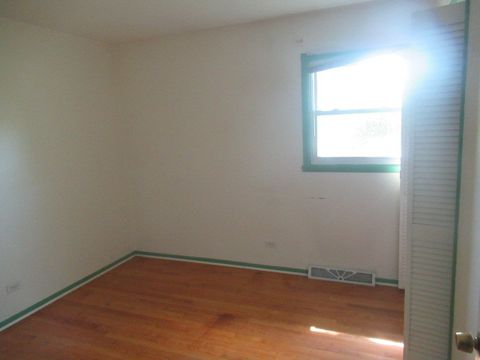 Tiny photo for 928 Woodland Drive, Wheeling, IL 60090 (MLS # 12487458)