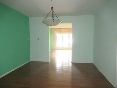 Tiny photo for 928 Woodland Drive, Wheeling, IL 60090 (MLS # 12487458)