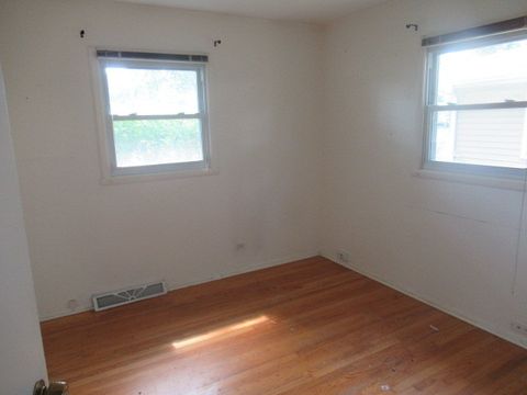 Tiny photo for 928 Woodland Drive, Wheeling, IL 60090 (MLS # 12487458)