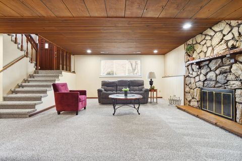 Tiny photo for 5 Pembrook Circle, Bloomington, IL 61704 (MLS # 12547299)