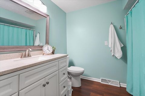 Tiny photo for 5 Pembrook Circle, Bloomington, IL 61704 (MLS # 12547299)