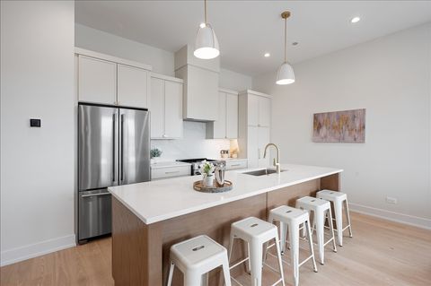 Tiny photo for 5340 N Lincoln Avenue #403, Chicago, IL 60625 (MLS # 12607777)