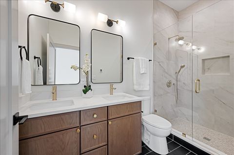 Tiny photo for 5340 N Lincoln Avenue #403, Chicago, IL 60625 (MLS # 12607777)