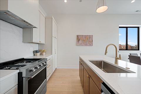 Tiny photo for 5340 N Lincoln Avenue #403, Chicago, IL 60625 (MLS # 12607777)