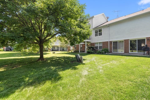 Tiny photo for 1612 Thornfield Court, Roselle, IL 60172 (MLS # 12720279)