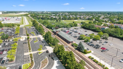 Tiny photo for 1612 Thornfield Court, Roselle, IL 60172 (MLS # 12720279)