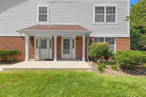 Tiny photo for 1612 Thornfield Court, Roselle, IL 60172 (MLS # 12720279)