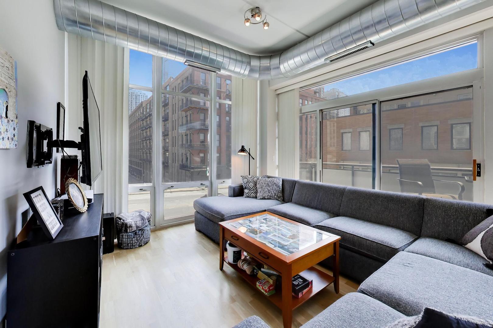 650 W WAYMAN Street 404C