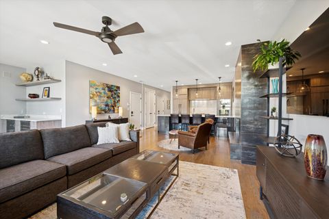 Tiny photo for 231 W Scott Street #2, Chicago, IL 60610 (MLS # 12607298)