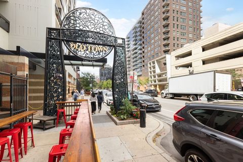 Tiny photo for 231 W Scott Street #2, Chicago, IL 60610 (MLS # 12607298)