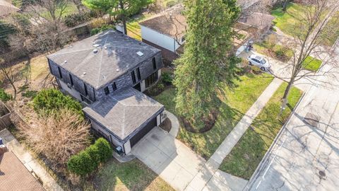 Tiny photo for 560 HUNTER Road, Wilmette, IL 60091 (MLS # 12606904)