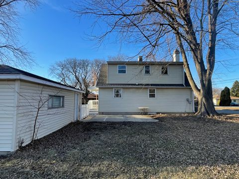 Tiny photo for 321 Janet Avenue, Darien, IL 60561 (MLS # 12579998)