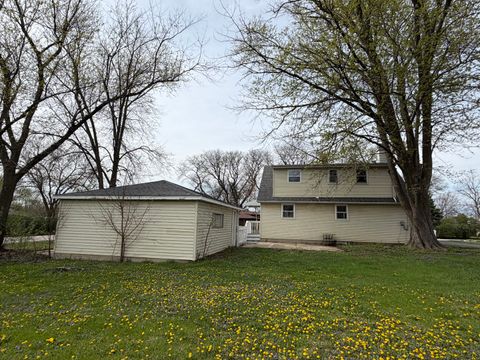 Tiny photo for 321 Janet Avenue, Darien, IL 60561 (MLS # 12579998)