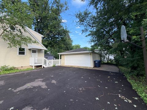 Tiny photo for 321 Janet Avenue, Darien, IL 60561 (MLS # 12579998)