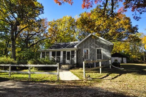 Tiny photo for 710 Short Street, Streator, IL 61364 (MLS # 12500198)