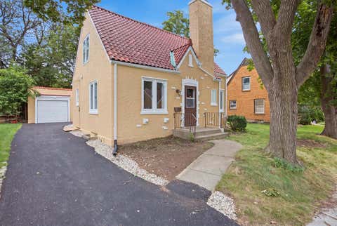 Photo of 431 Bowen Court, Elgin, IL 60120 (MLS # 12721537)