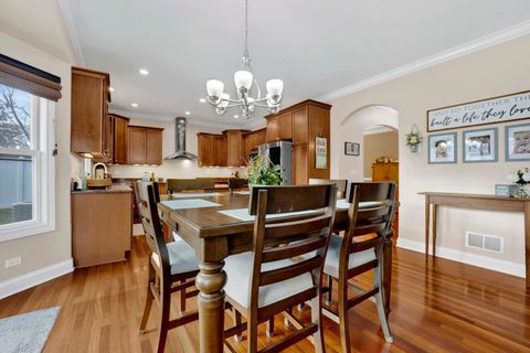 Tiny photo for 117 S Grant Street, Westmont, IL 60559 (MLS # 12605140)