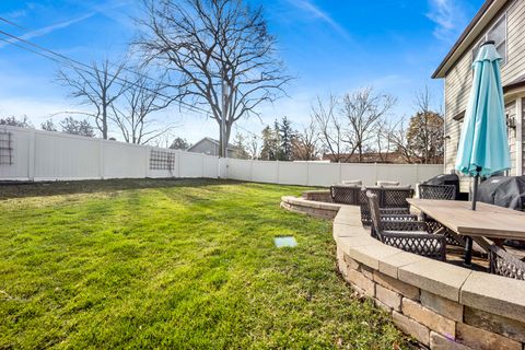 Tiny photo for 117 S Grant Street, Westmont, IL 60559 (MLS # 12605140)