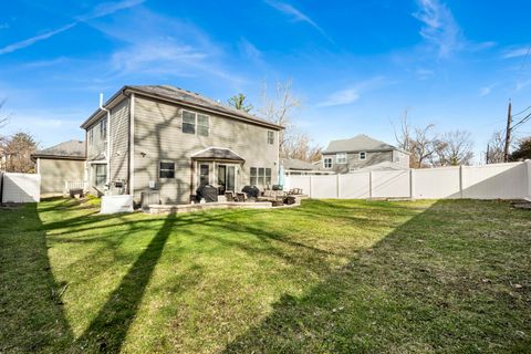 Tiny photo for 117 S Grant Street, Westmont, IL 60559 (MLS # 12605140)