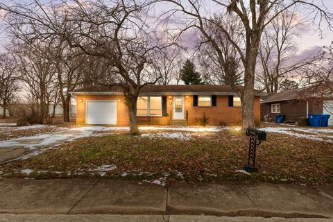 Photo of 209 W Indiana Street, Momence, IL 60954 (MLS # 12531830)
