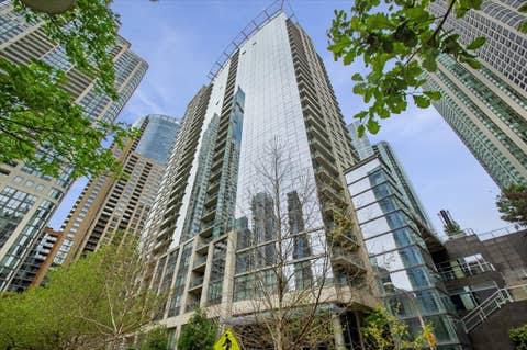 Photo of 201 N Westshore Drive #2006, Chicago, IL 60601 (MLS # 12682240)
