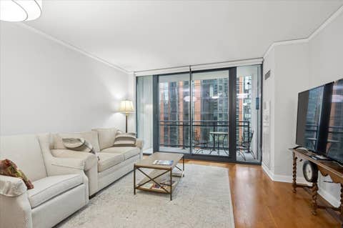 Tiny photo for 201 N Westshore Drive #2006, Chicago, IL 60601 (MLS # 12682240)