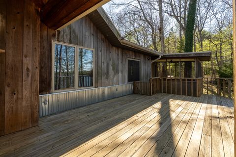 Tiny photo for 5 Lake Shore Court, Carbondale, IL 62902 (MLS # 12613302)