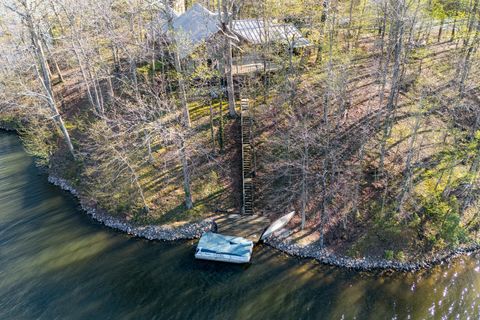 Tiny photo for 5 Lake Shore Court, Carbondale, IL 62902 (MLS # 12613302)