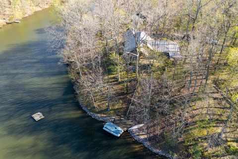 Tiny photo for 5 Lake Shore Court, Carbondale, IL 62902 (MLS # 12613302)