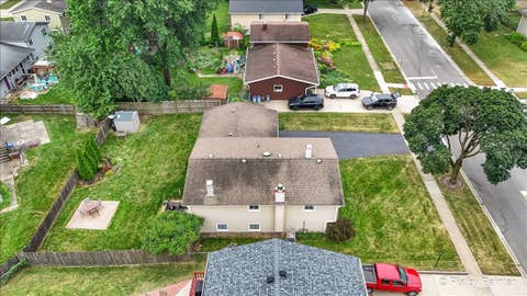 Tiny photo for 641 Devonshire Lane, Crystal Lake, IL 60014 (MLS # 12705220)