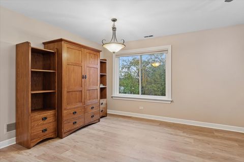 Tiny photo for 2667 Woodmere Drive, Darien, IL 60561 (MLS # 12518899)