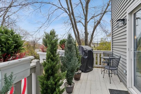 Tiny photo for 2667 Woodmere Drive, Darien, IL 60561 (MLS # 12518899)