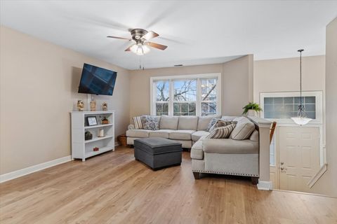 Tiny photo for 2667 Woodmere Drive, Darien, IL 60561 (MLS # 12518899)