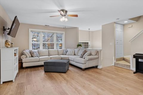 Tiny photo for 2667 Woodmere Drive, Darien, IL 60561 (MLS # 12518899)