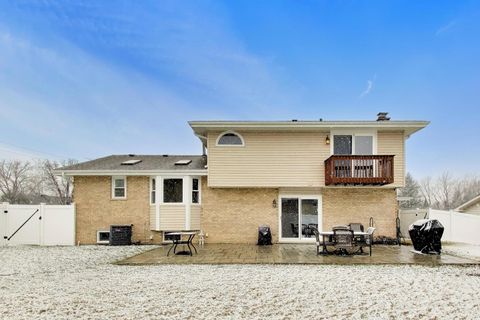 Tiny photo for 13625 Kristoffer Lane, Orland Park, IL 60467 (MLS # 12597643)